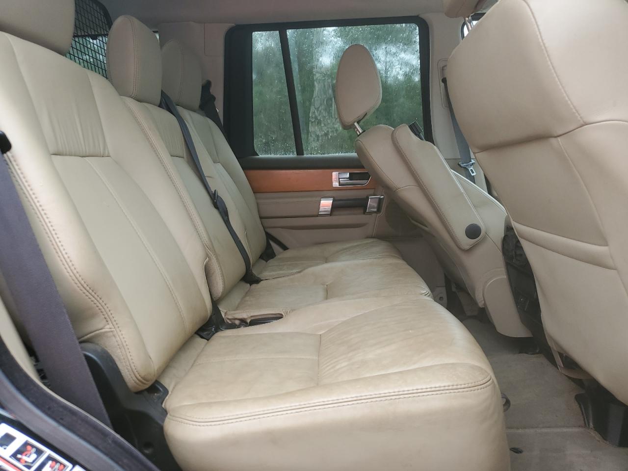 LAND ROVER LR4 HSE LUXURY