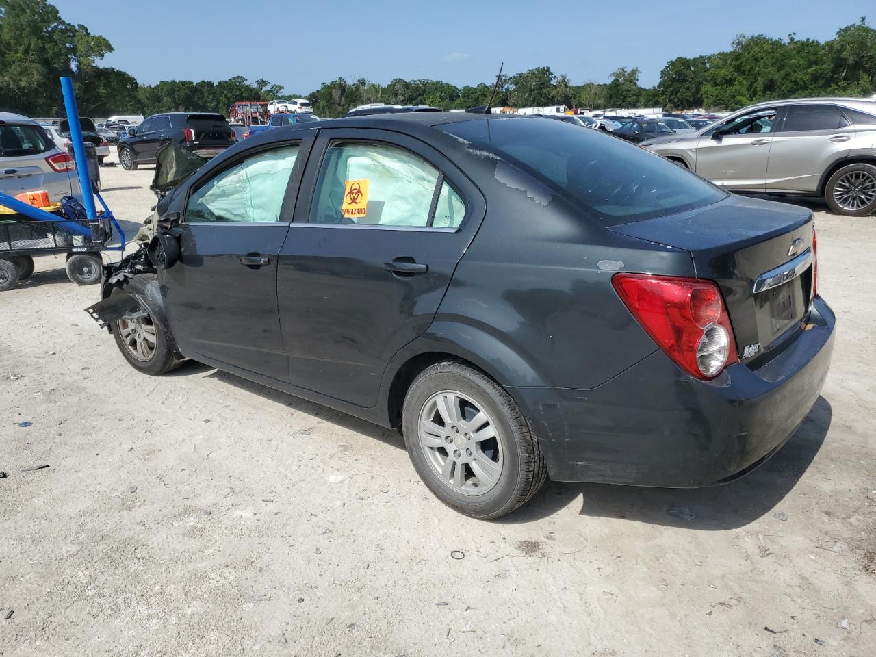 Chevrolet Sonic lt 2014