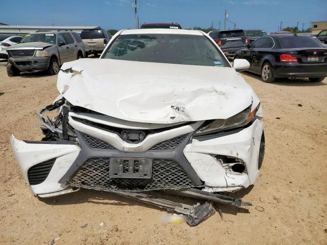 2018 TOYOTA CAMRY L - 4T1B11HK6JU588106