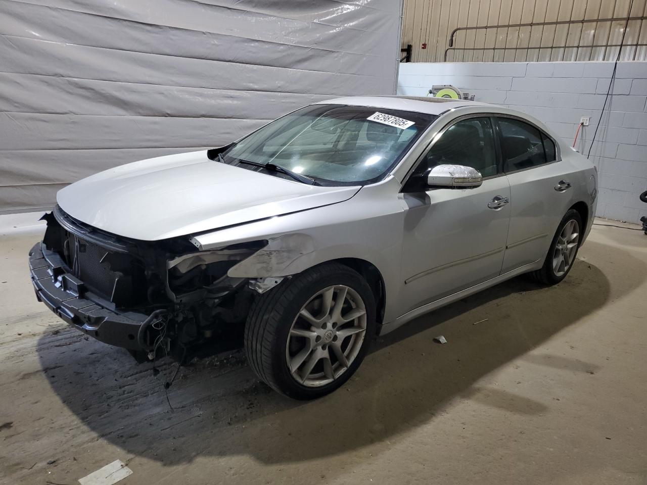 NISSAN MAXIMA S
