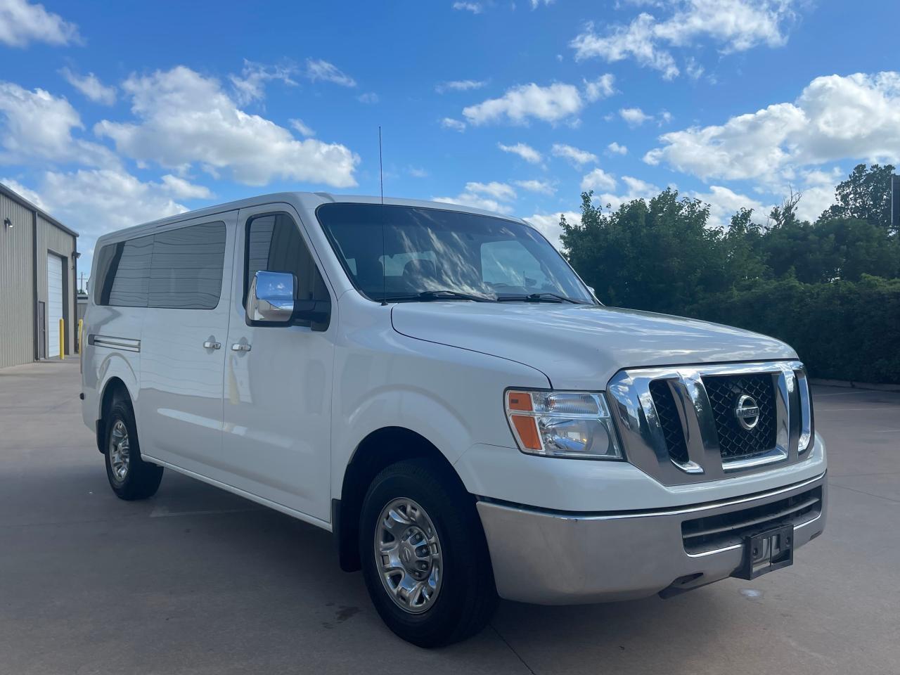NISSAN NV3500 3500