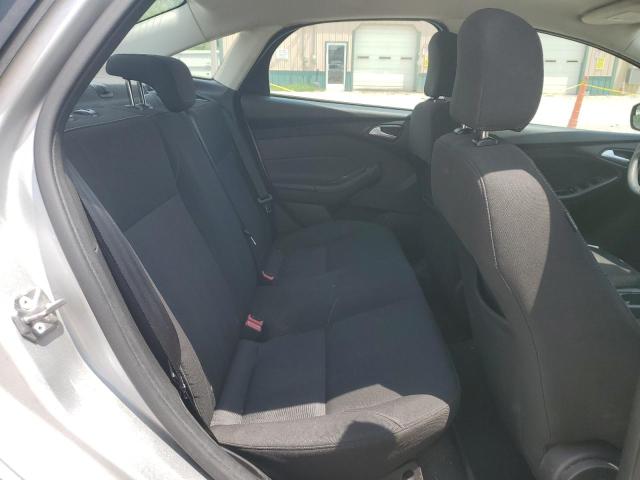 2015 FORD FOCUS SE 1FADP3F2XFL335173