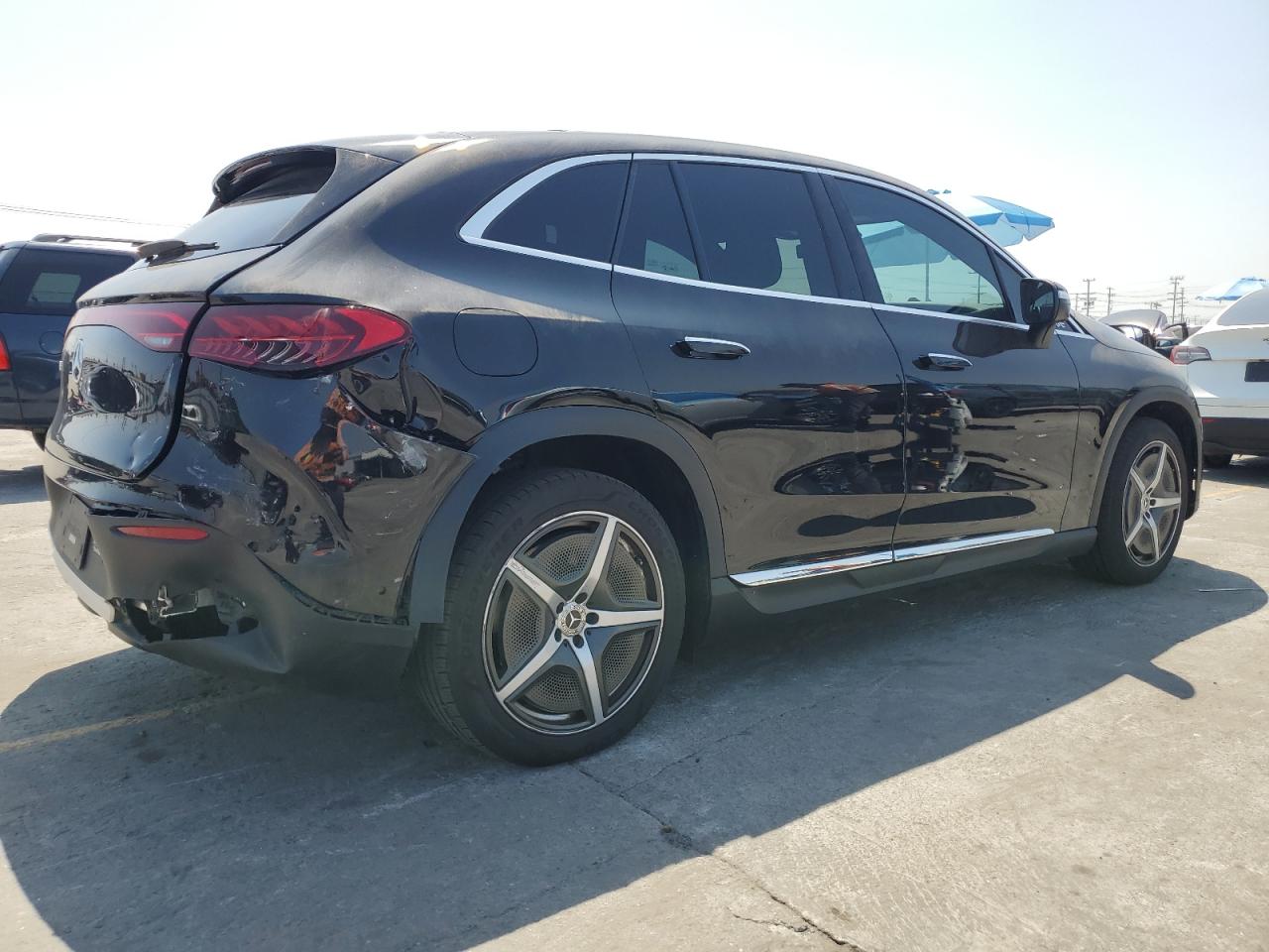 MERCEDES-BENZ EQE SUV 350+