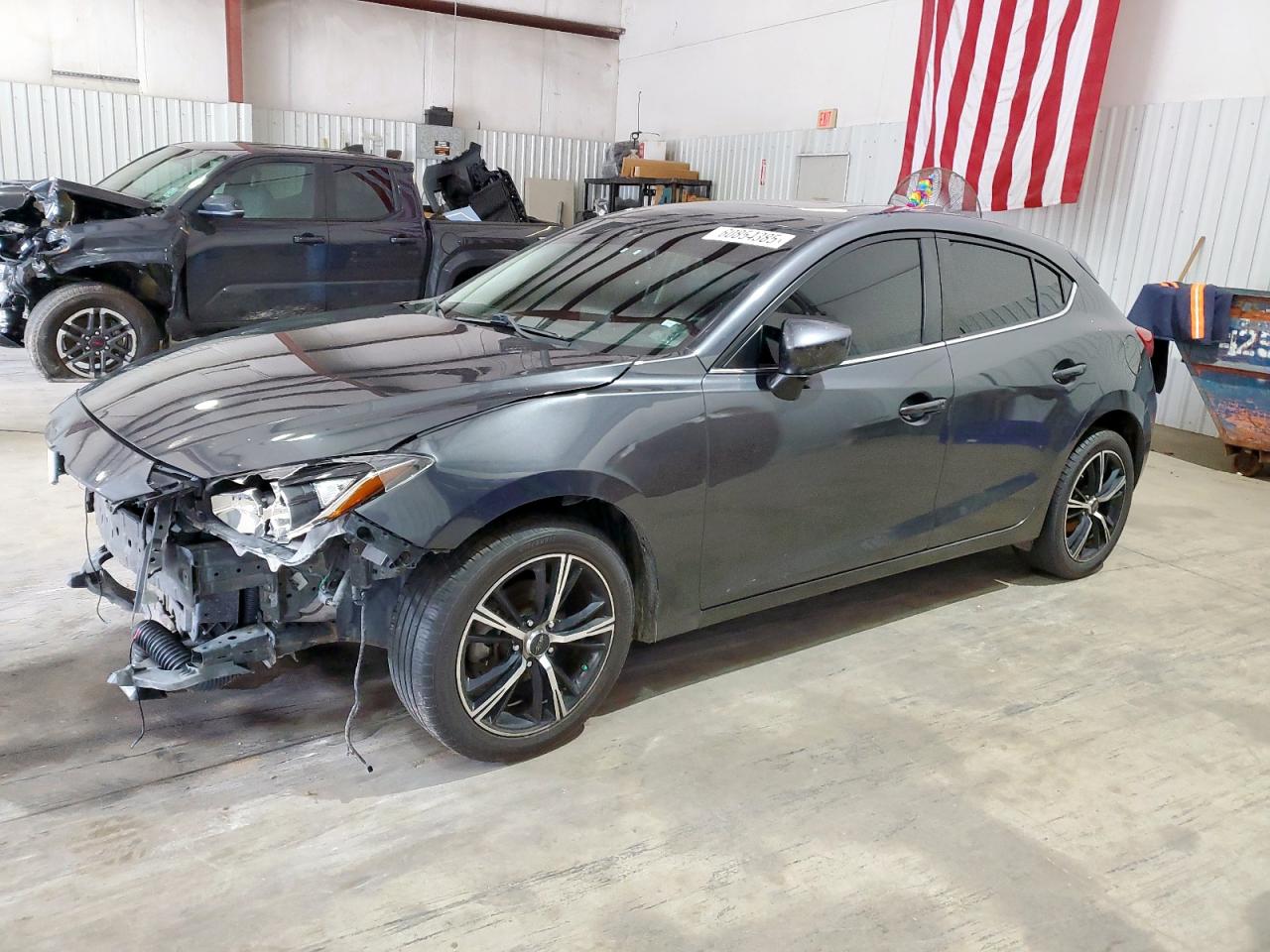 MAZDA 3 GRAND TOURING
