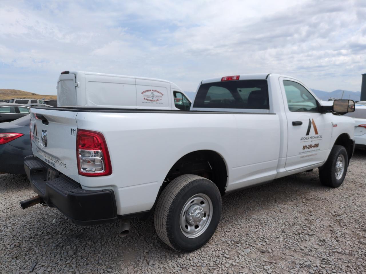 RAM 2500 TRADESMAN