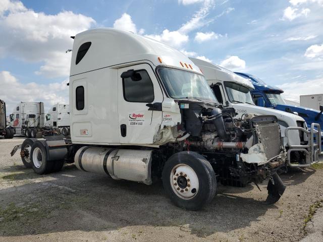 Global Auto Auctions: 2020 FREIGHTLINER CASCADIA 1