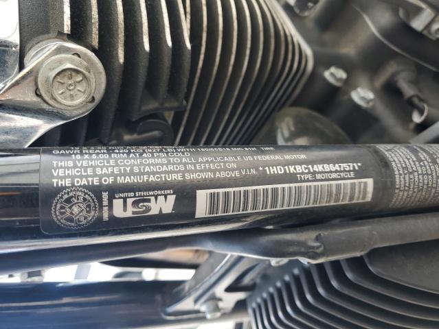 2019 HARLEY-DAVIDSON FLHX 1HD1KBC14KB647571
