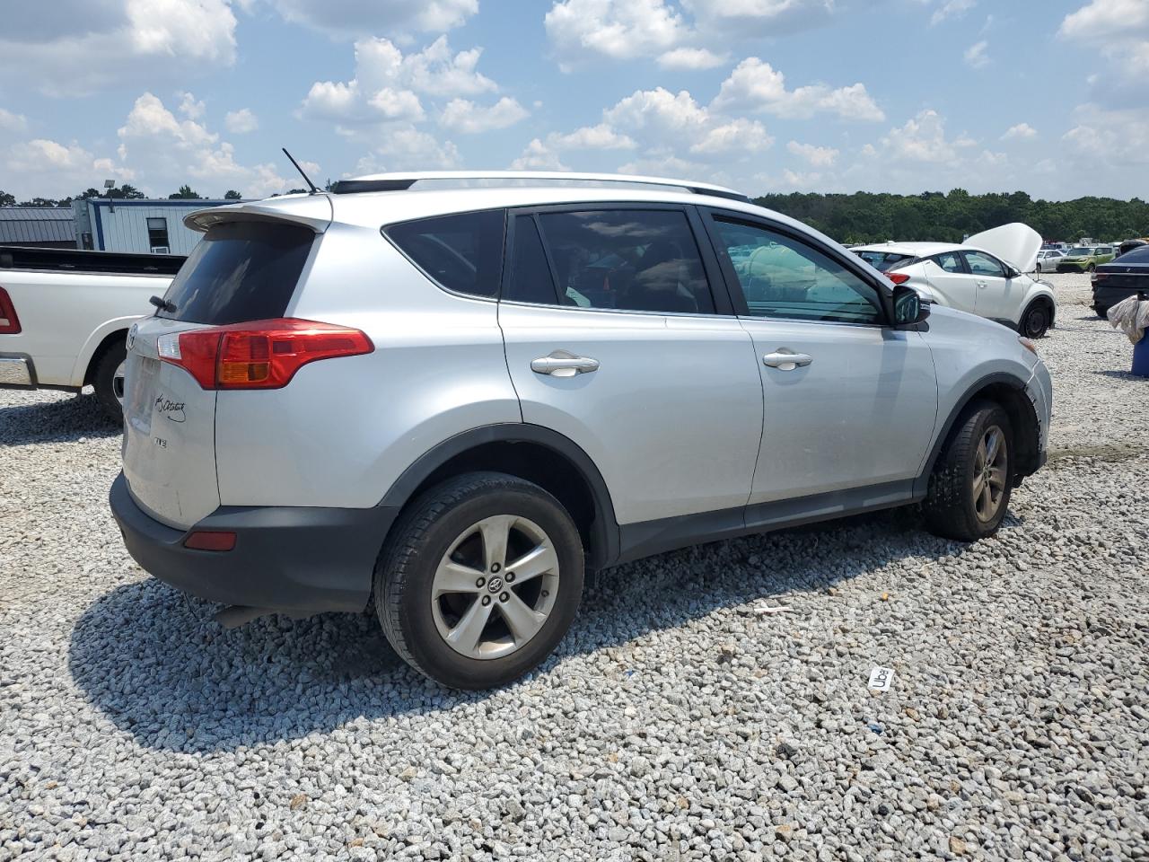 TOYOTA RAV4 XLE