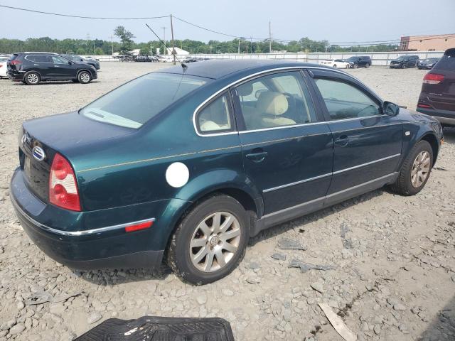 VOLKSWAGEN PASSAT GLS 2002 green  gas WVWPD63B42P138363 photo #4