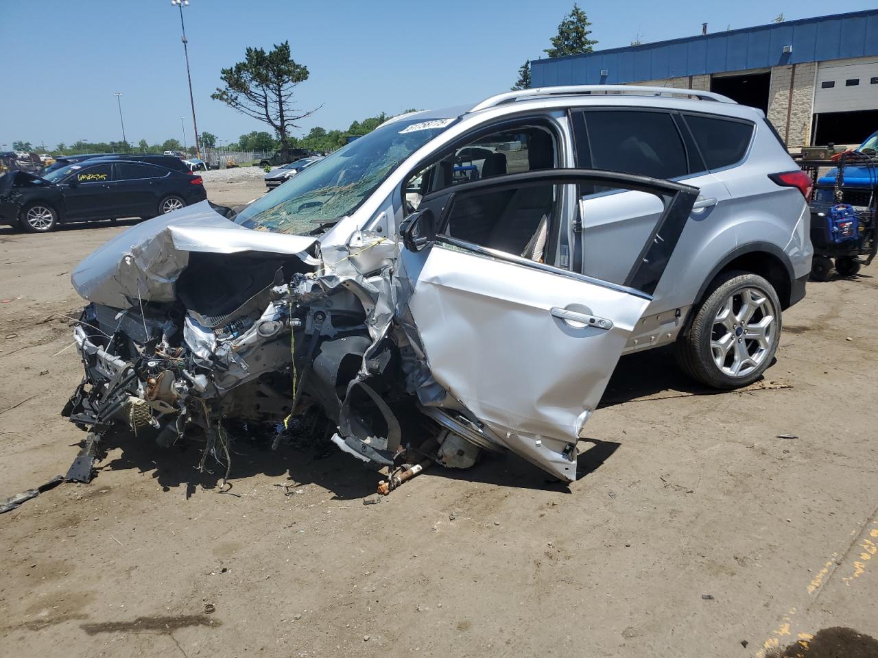 FORD ESCAPE TITANIUM