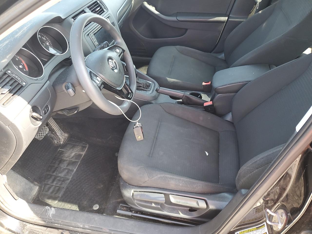Volkswagen Jetta s 2016