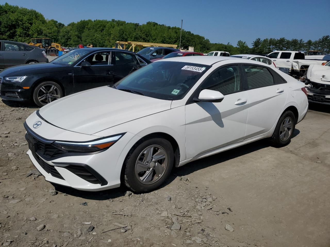 HYUNDAI ELANTRA SE