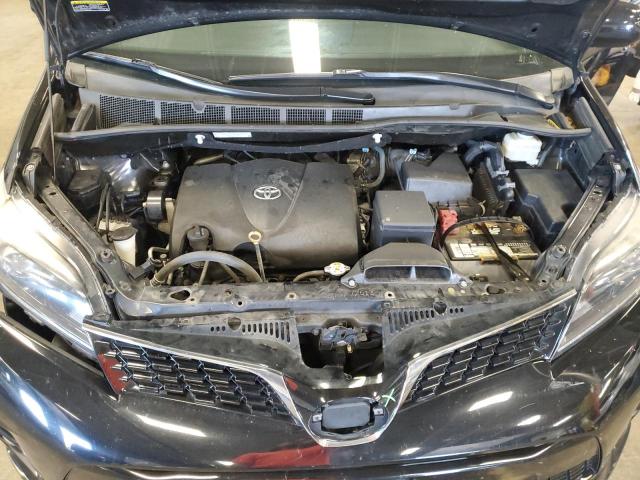 2018 TOYOTA SIENNA SE 5TDXZ3DC4JS942691