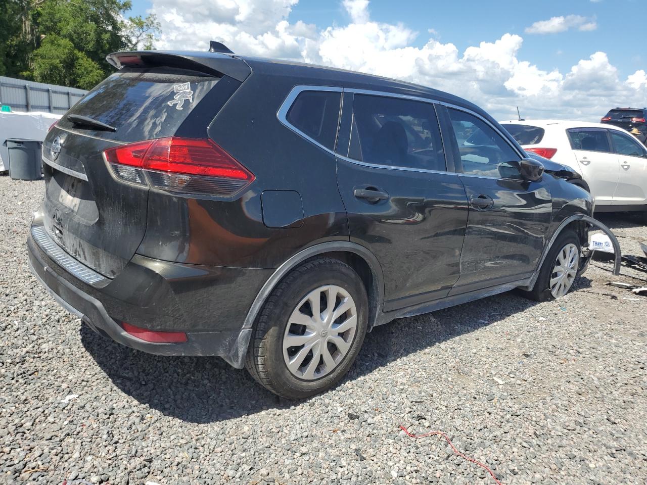 Nissan Rogue s 2017