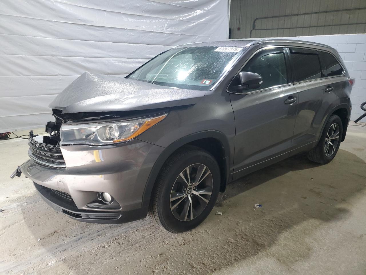 TOYOTA HIGHLANDER XLE