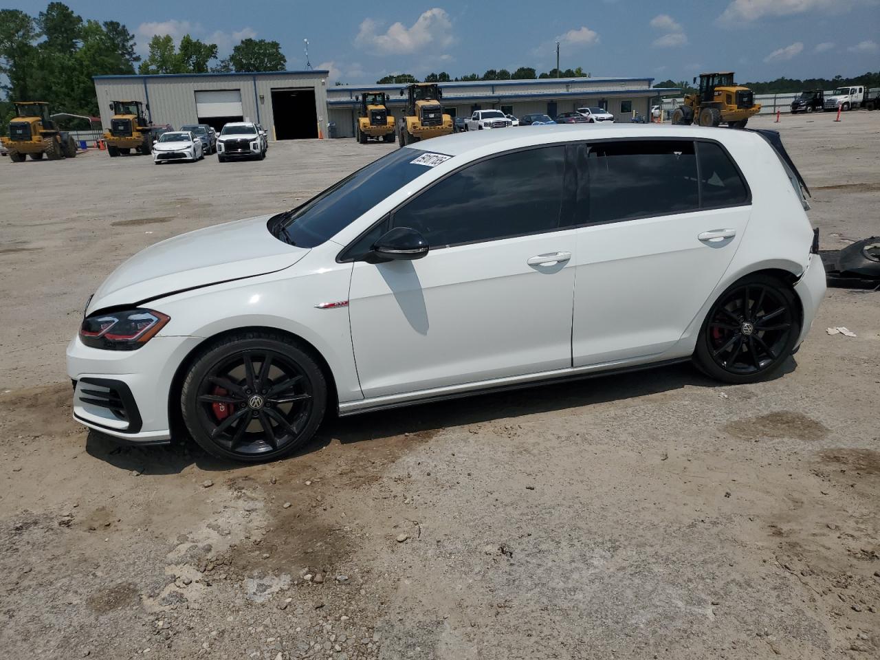 VOLKSWAGEN GOLF GTI S