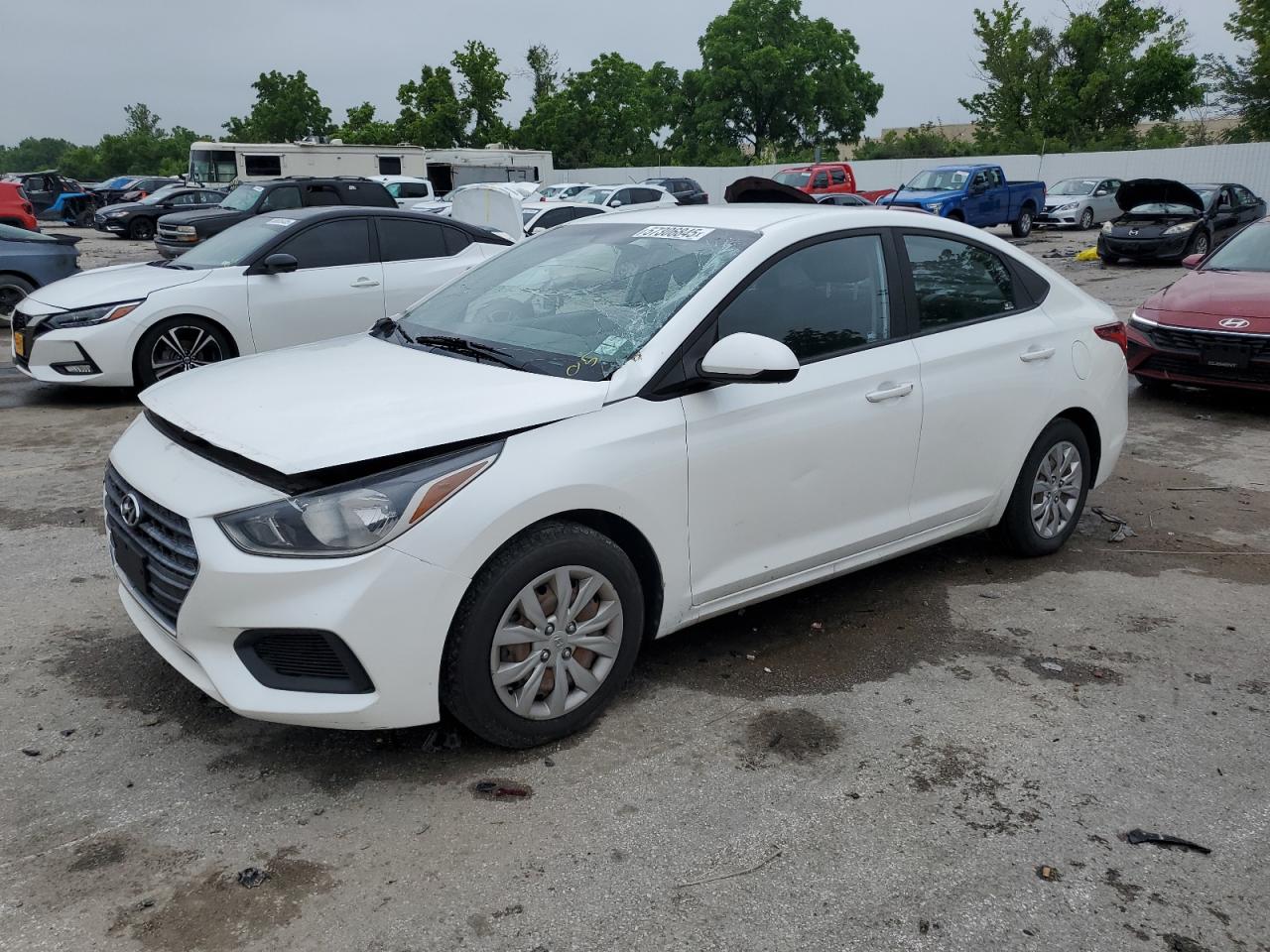 HYUNDAI ACCENT SE
