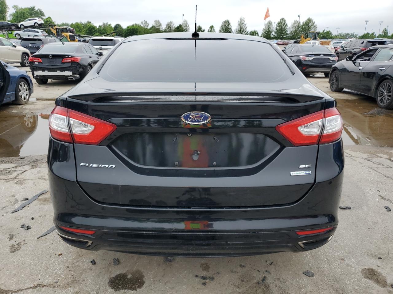 FORD FUSION SE