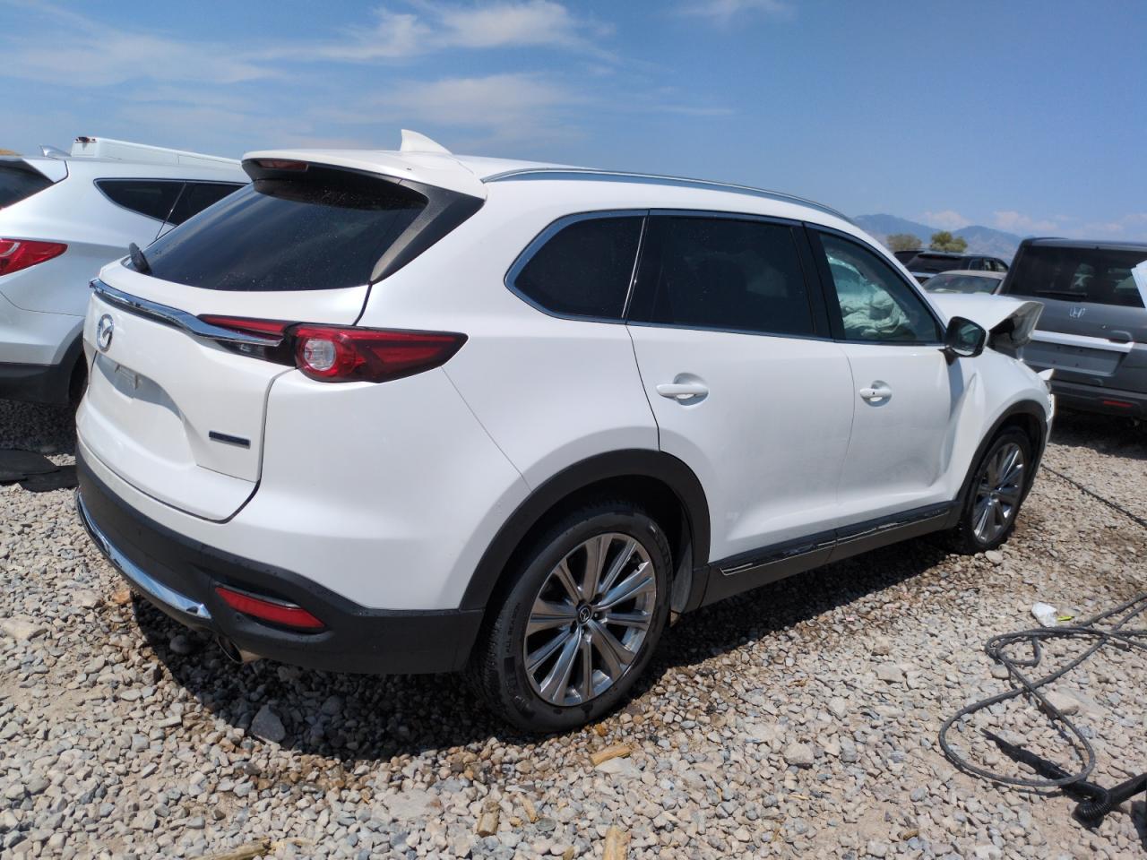 MAZDA CX-9 SIGNATURE