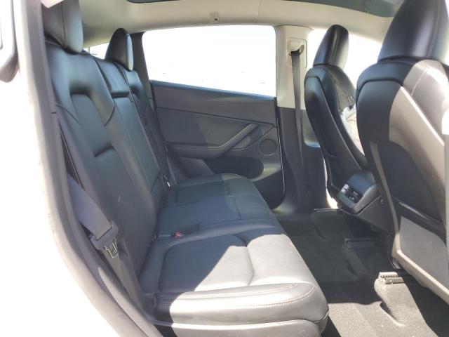 2024 TESLA MODEL Y 7SAYGAEE8RF108621