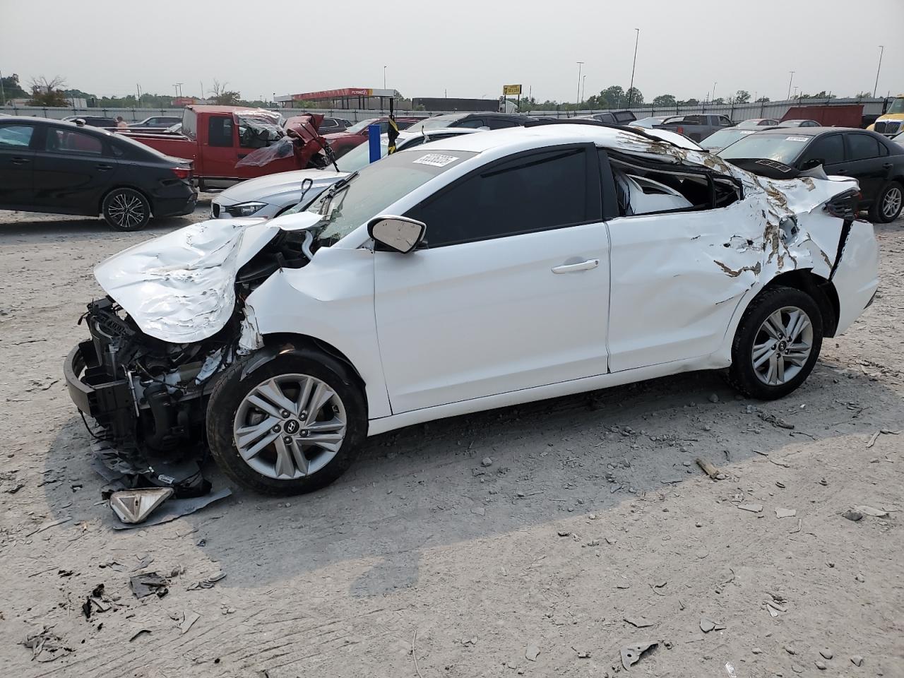 HYUNDAI ELANTRA SEL