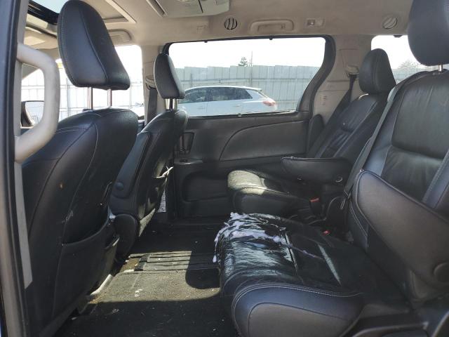 2016 TOYOTA SIENNA SE 5TDXK3DC1GS699645