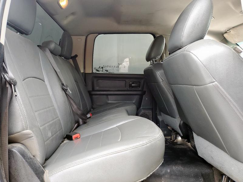 2018 RAM 3500 ST 3C63RRGL2JG383936