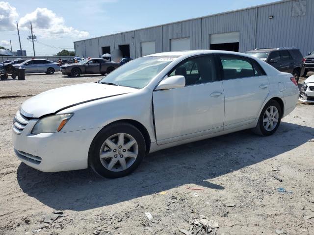 TOYOTA AVALON XL