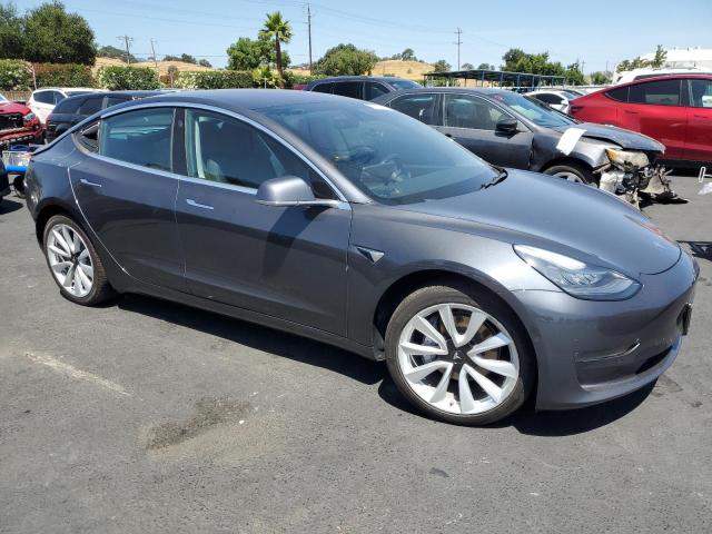Vin: 5yj3e1ea7jf049334, lot: 61801615, tesla model 3 20184