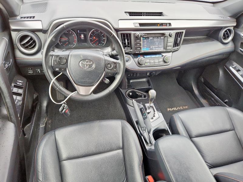 2018 TOYOTA RAV4 SE JTMNFREV7JJ741237
