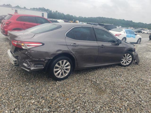 2018 TOYOTA CAMRY L 4T1B11HK2JU674433