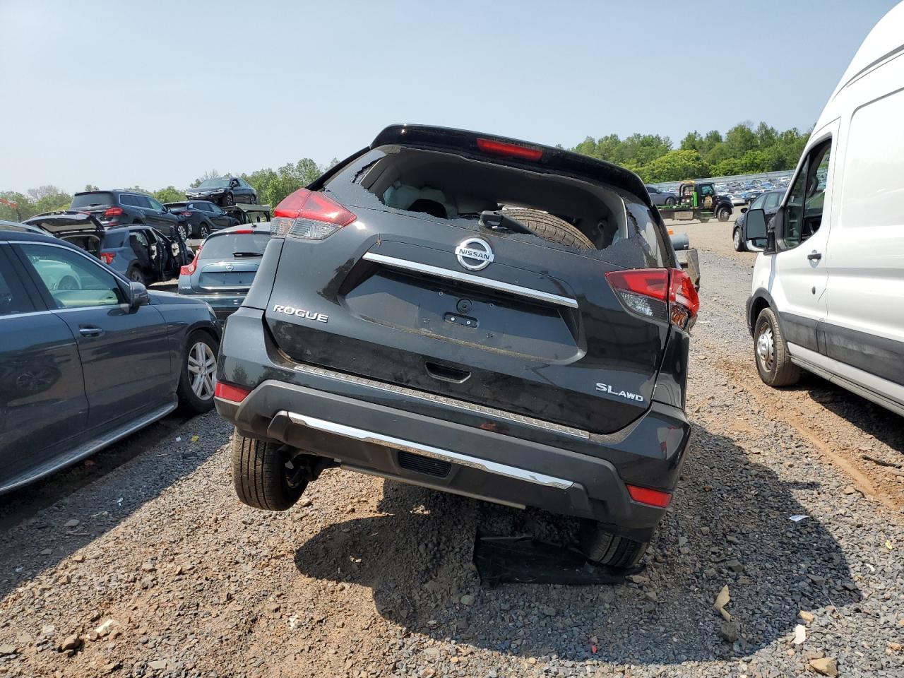 Nissan Rogue s 2017