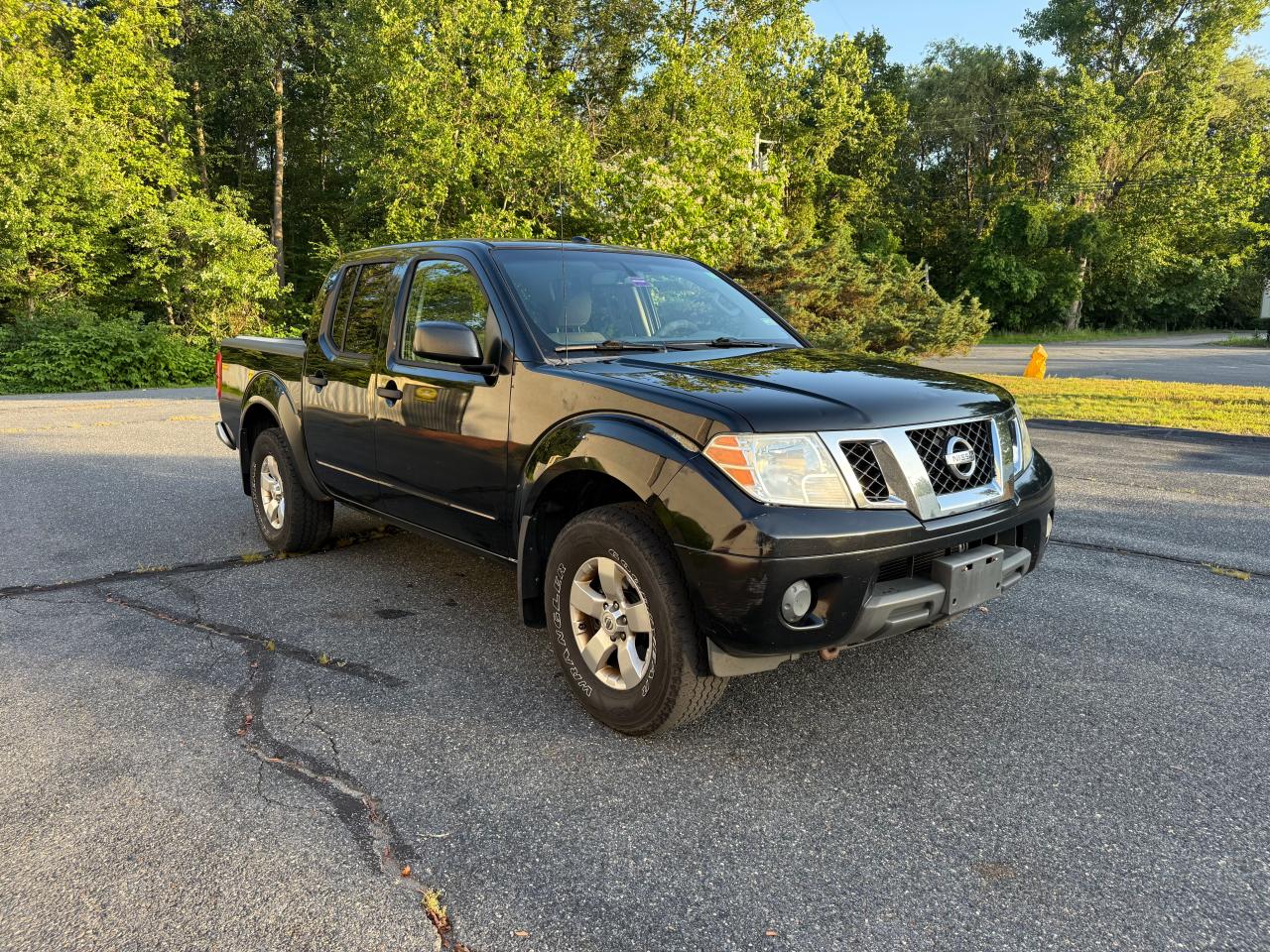 NISSAN FRONTIER S
