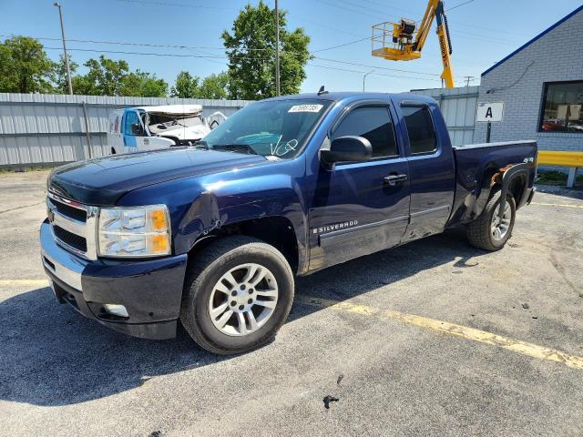 CHEVROLET SILVERADO