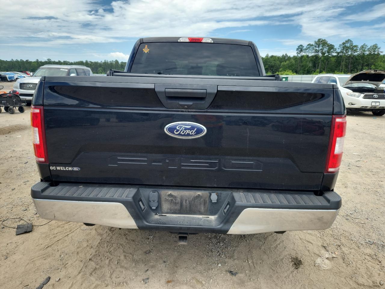 FORD F-150 SUPERCREW