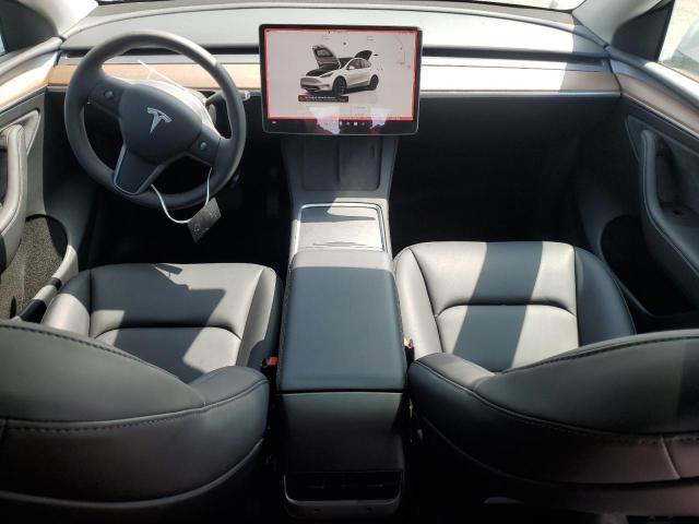 2024 TESLA MODEL Y 7SAYGDEE1RF124922
