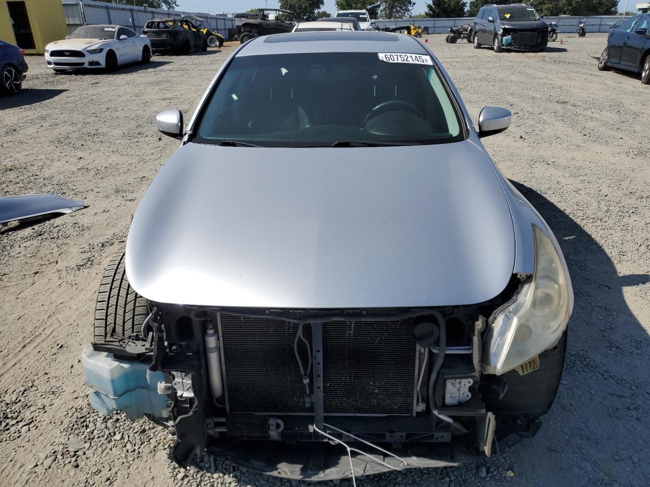 Infiniti G37 base 2012