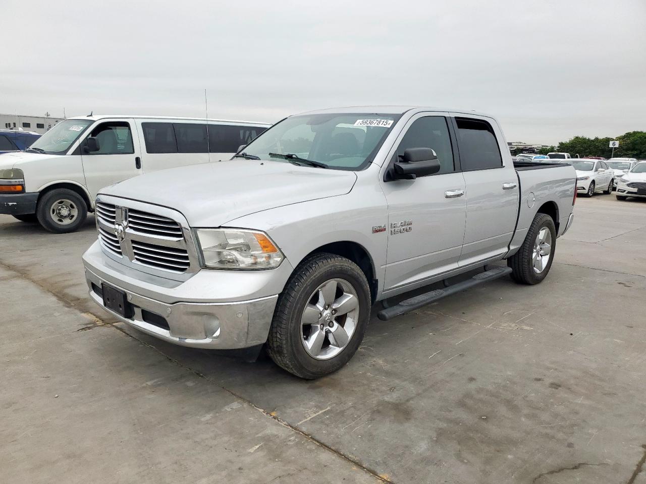 RAM 1500 SLT