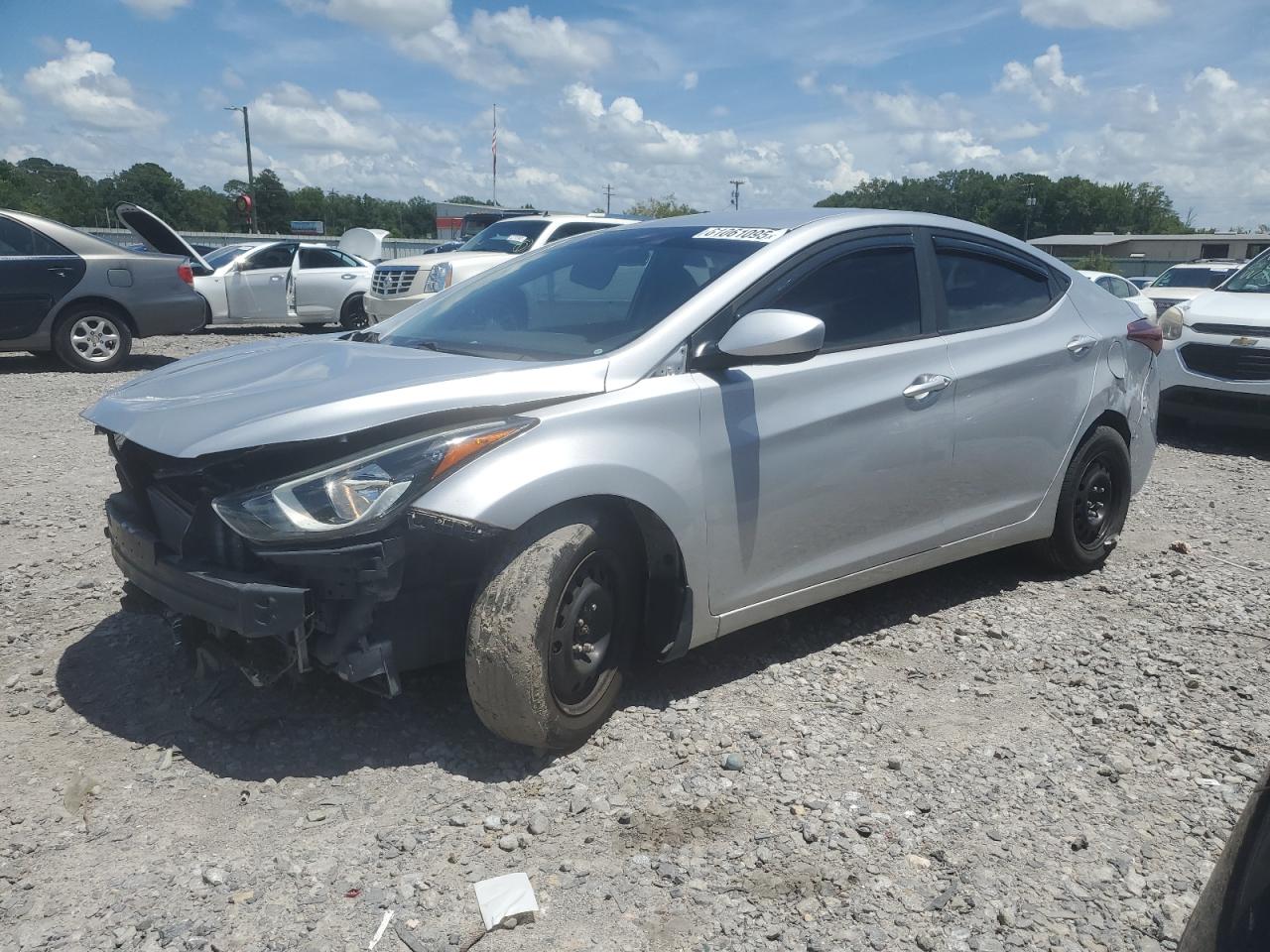 HYUNDAI ELANTRA SE