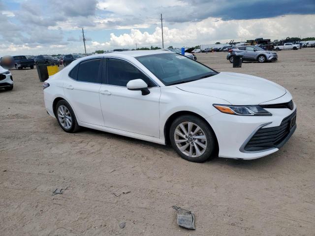 Vin: 4t1c11ak1ru235699, lot: 62961025, toyota camry le 20244