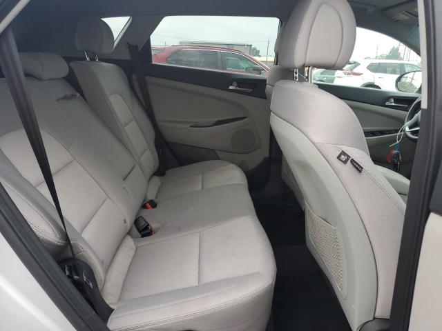 2018 HYUNDAI TUCSON SEL KM8J33A45JU691885