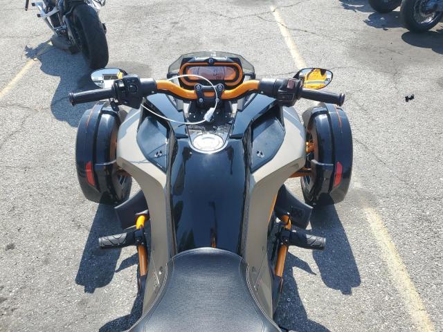 2019 CAN-AM SPYDER ROA 2BXRDDD20KV000076