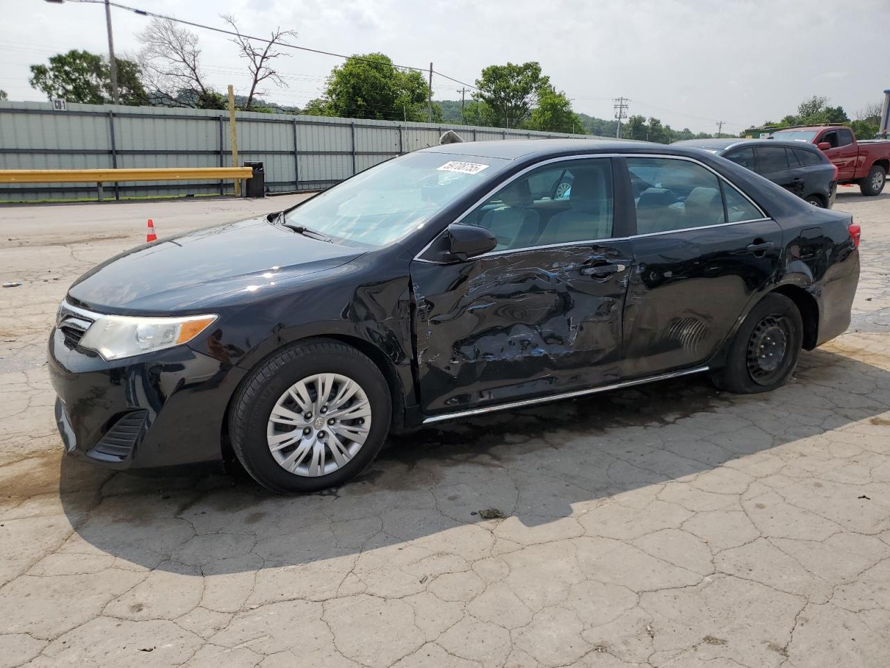 TOYOTA CAMRY L