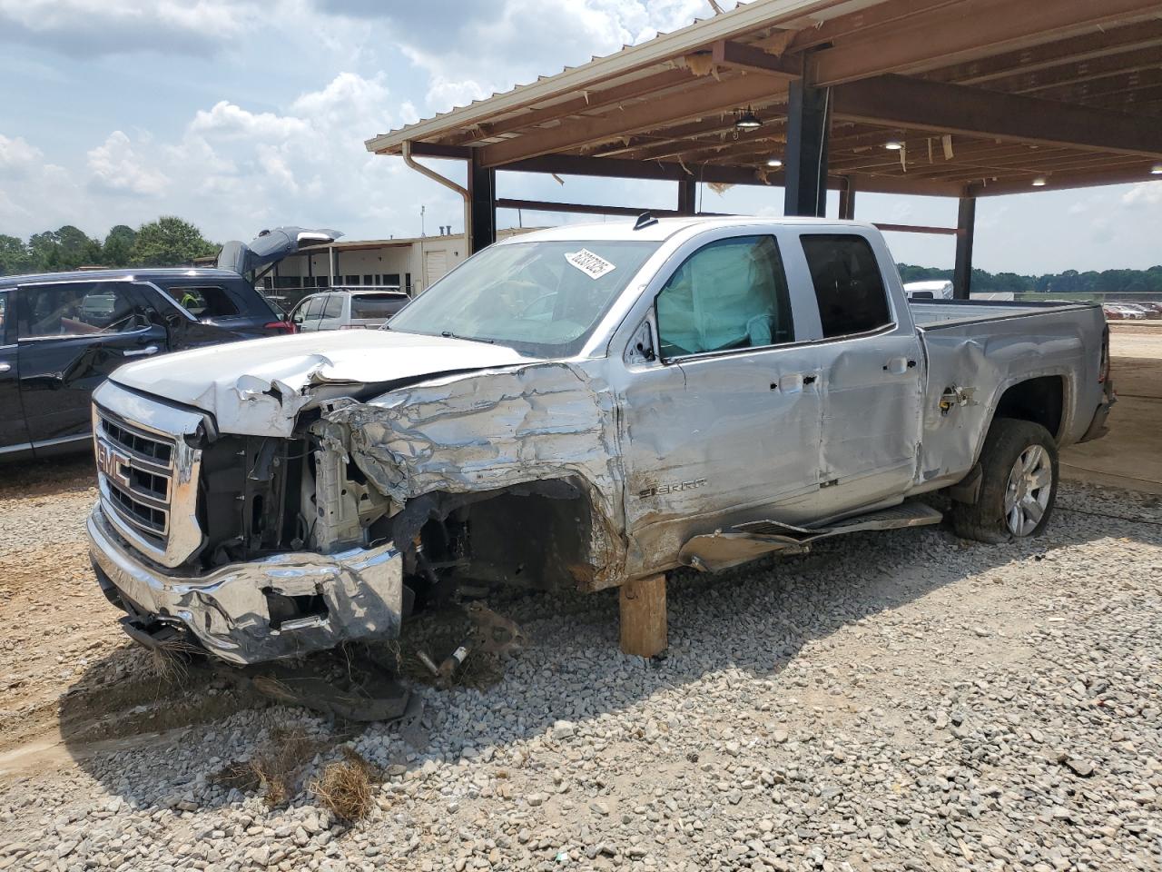 GMC SIERRA 1500 C1500 SLE