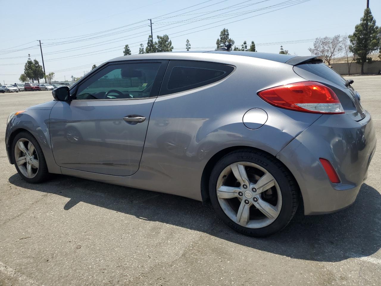 HYUNDAI VELOSTER