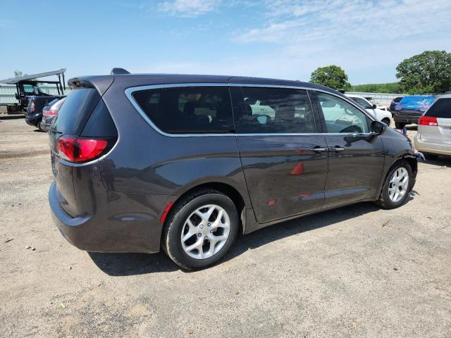 Vin: 2c4rc1bgxhr768200, lot: 61972575, chrysler pacifica touring l 20173