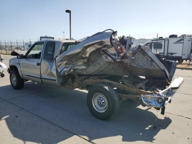 CHEVROLET GMT-400 K2 2000 silver club cab gas 1GCGK29J0YF428515 photo #3