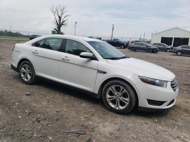 2016 FORD TAURUS SEL 1FAHP2E82GG100052