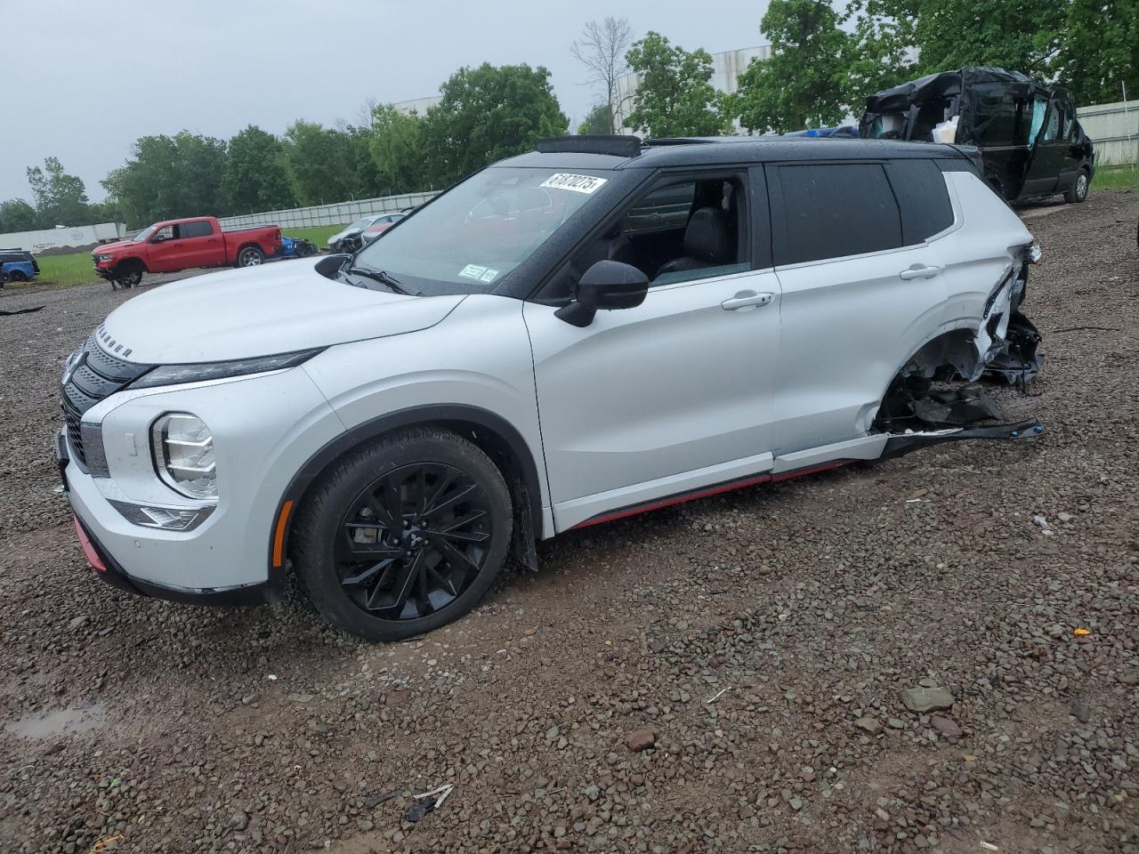 Mitsubishi Outlander 2024