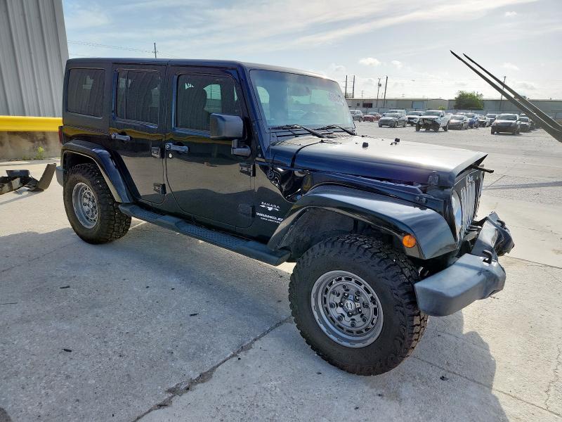 Vin: 1c4bjwegxhl557152, lot: 61864245, jeep wrangler sahara 20174
